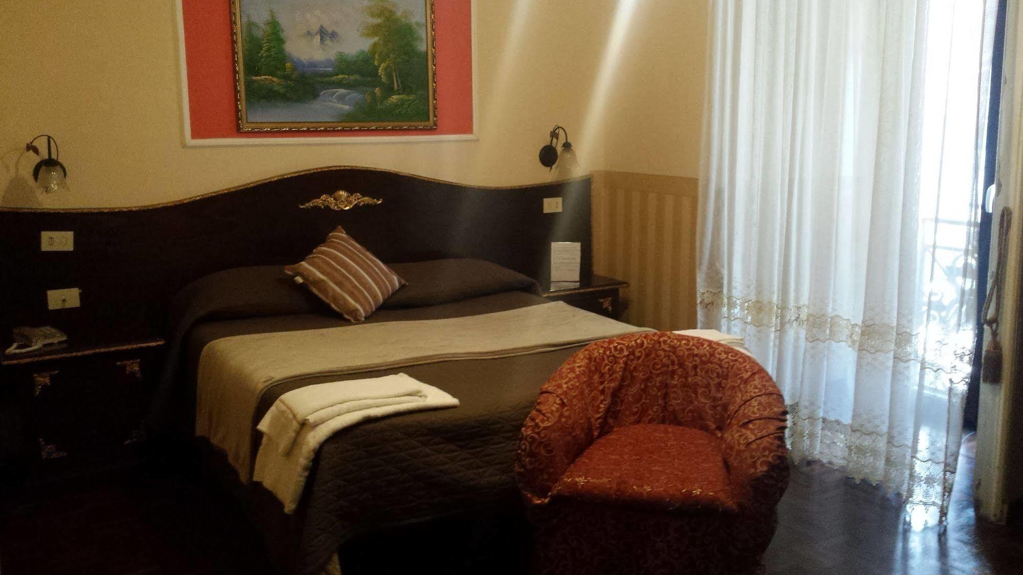 Bed & Breakfast Napoli Centrale Εξωτερικό φωτογραφία