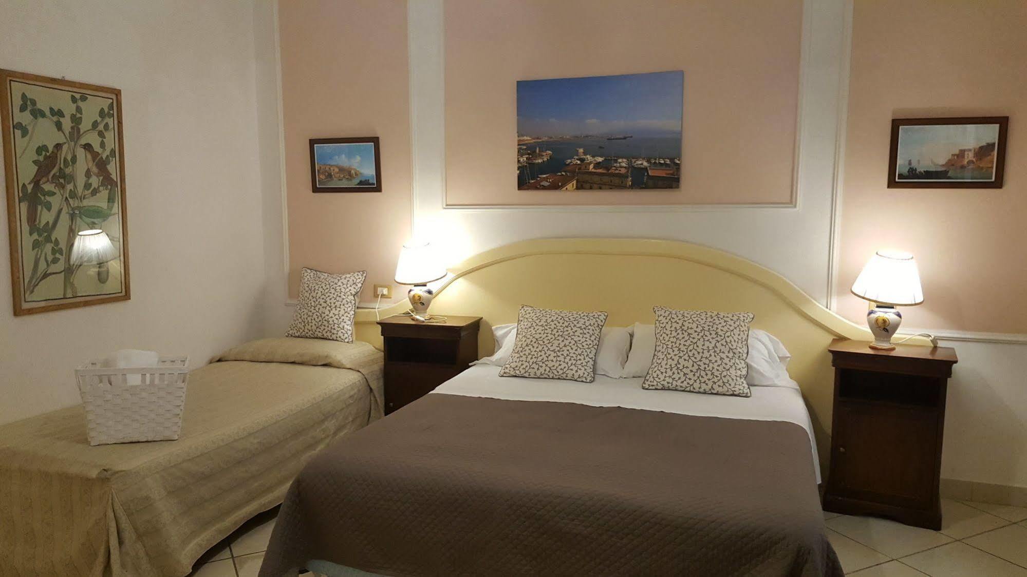 Bed & Breakfast Napoli Centrale Εξωτερικό φωτογραφία