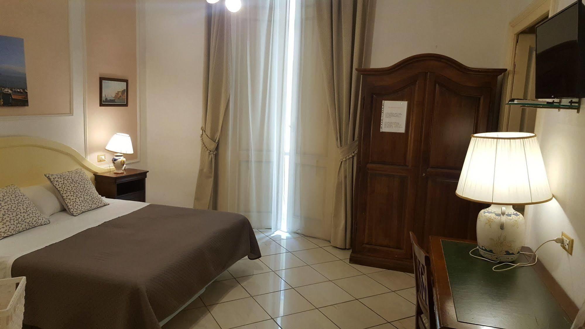 Bed & Breakfast Napoli Centrale Εξωτερικό φωτογραφία
